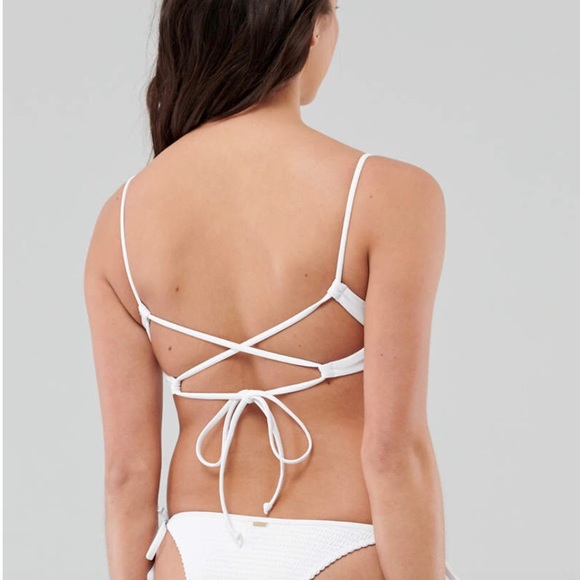 ‼️SOLD‼️ Hollister Smoked Scoop Bikini Top - Picture 4 of 6